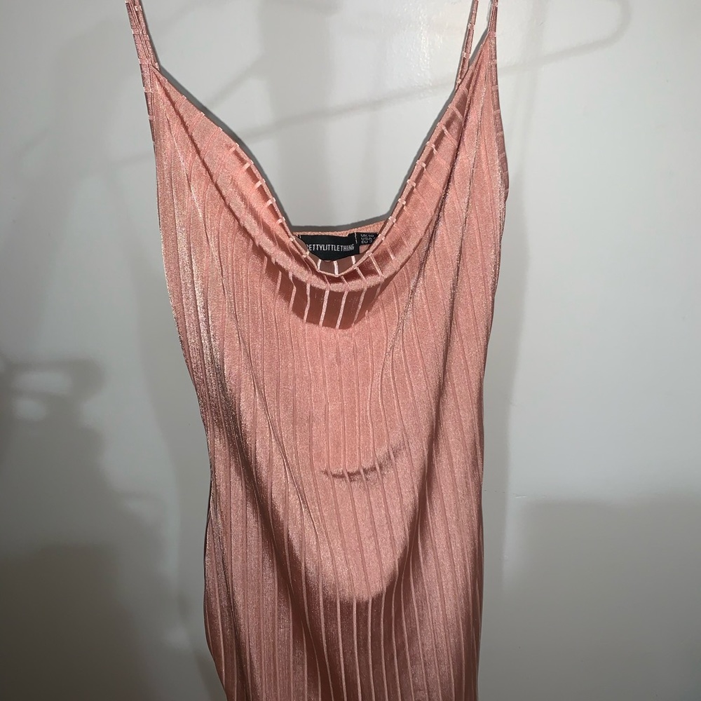 Dress - Picture 3 of 6